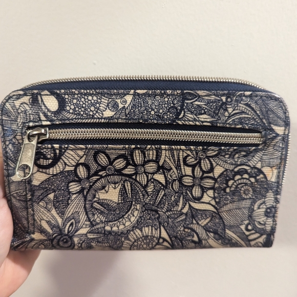 Sakroots Large Wallet - Picture 4 of 4